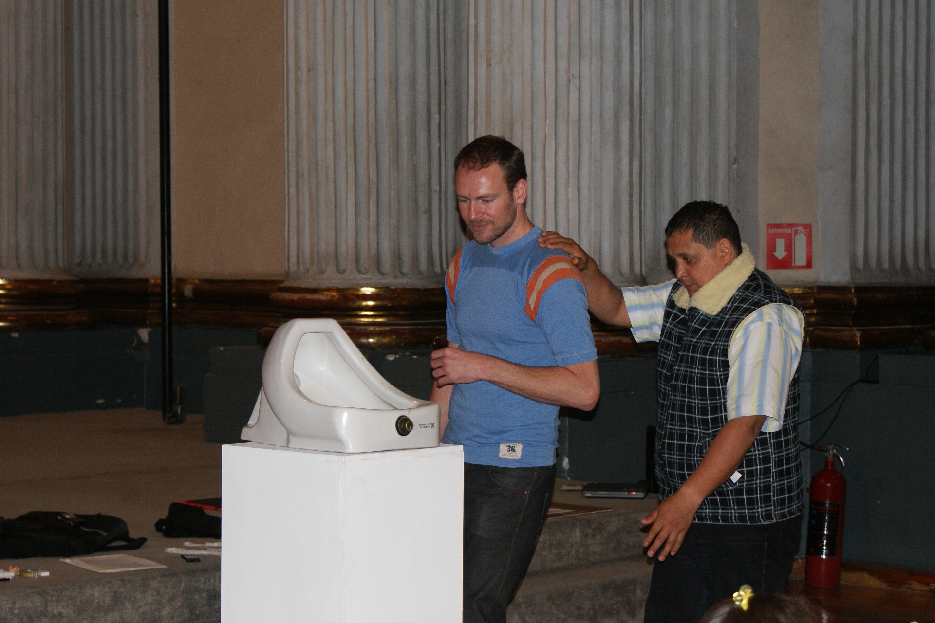 Conceptual Art Workshop for the Blind - Exploring Marcel Duchamp's Fountain