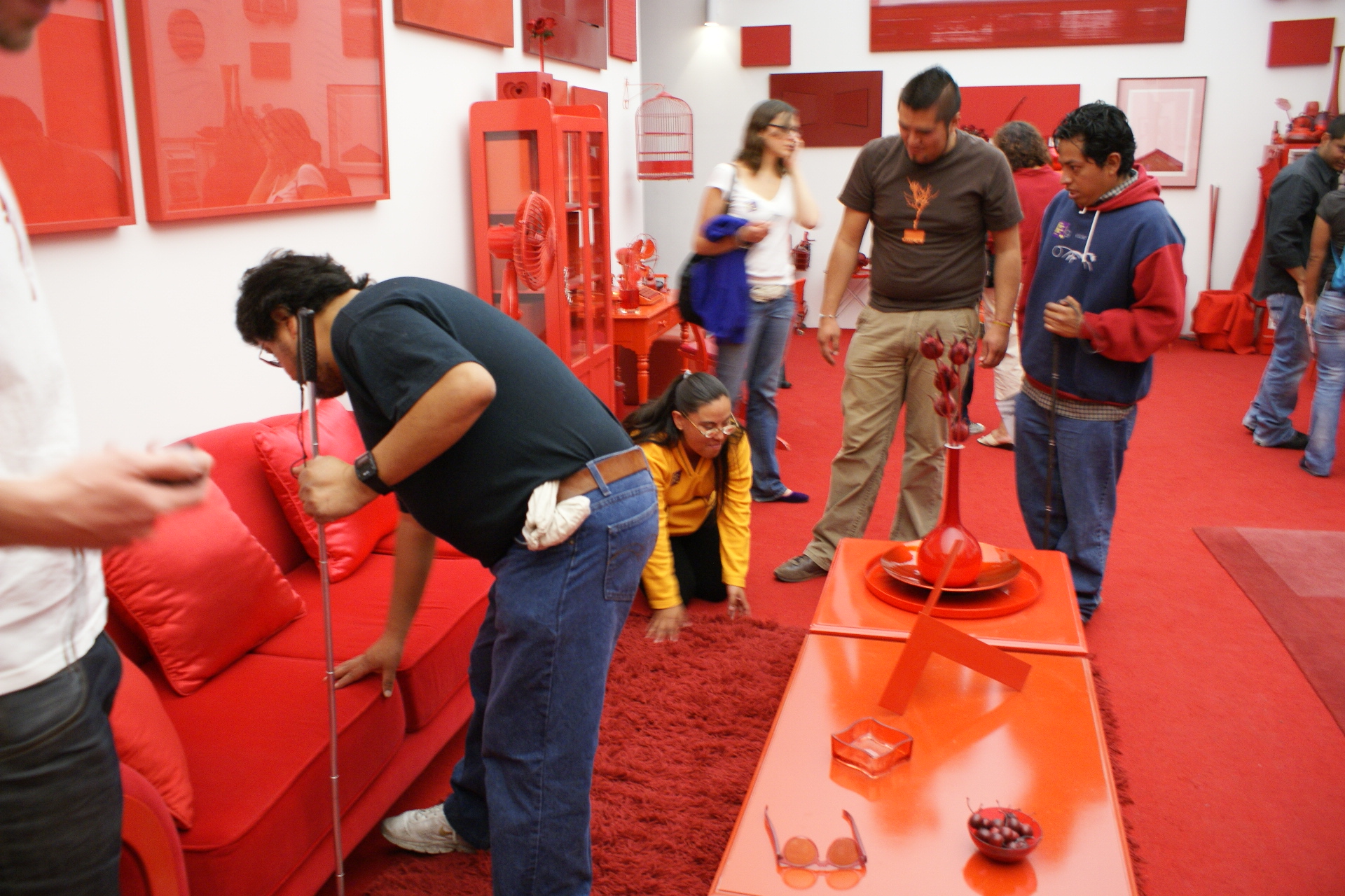 Conceptual Art Workshop for the Blind - Museum Visit (Cildo Meireles at MUAC, Mexico City)